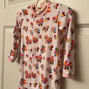 Magnetic Me | 3-6mo Groove in Heart Sleeper Footie